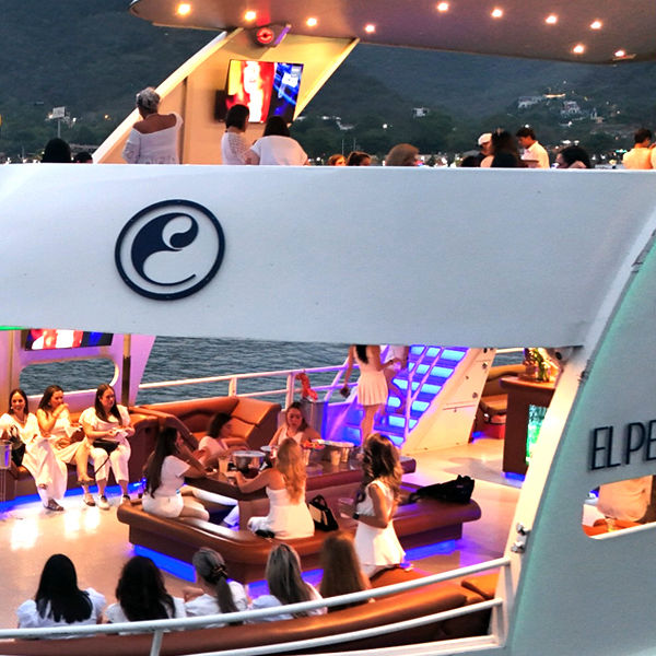 El Perla Catamarán / Visión